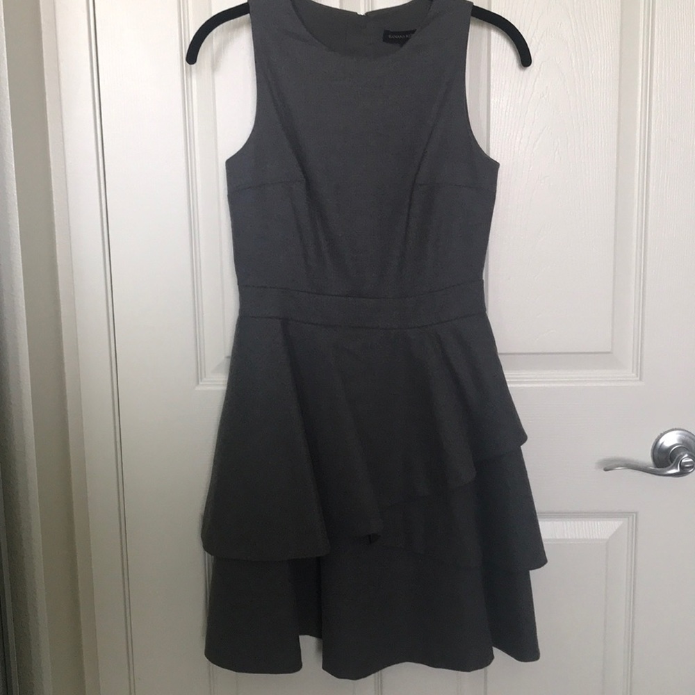 Banana Republic Dress Size 2P Gray